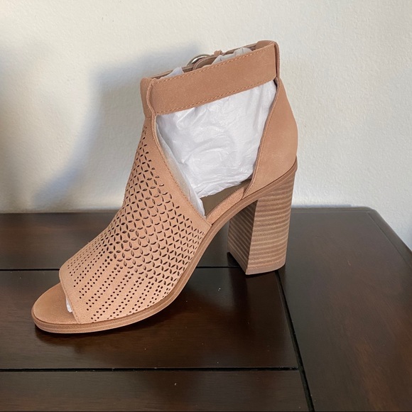 🔴LAST ONE🔴Marc Fisher LTD Vixen Peeptoe Sandal - Picture 4 of 8